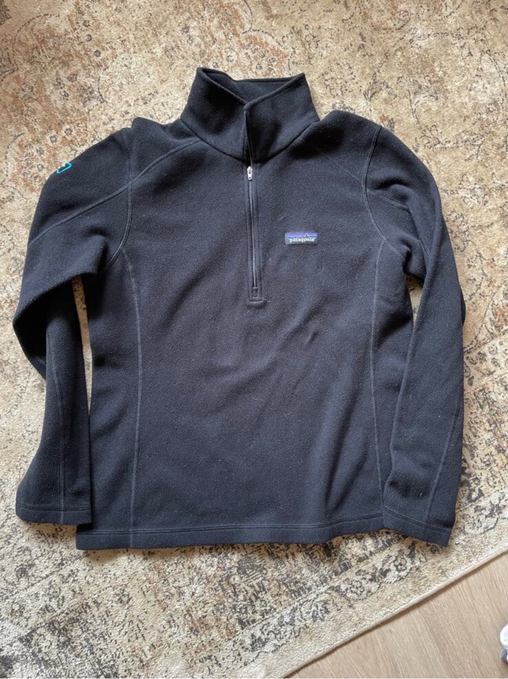 Patagonia quarter zip fleece